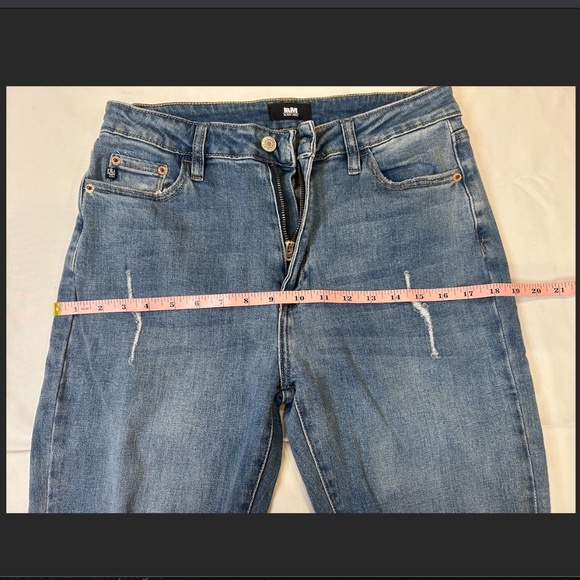 I&M Black Label Size 7 Women's Straight Leg Cropped Jeans Raw Hem Distressed - Picture 9 of 13